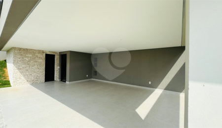 Casa à venda com 3 suítes no condomínio Santa Isabel I, Louveira - SP