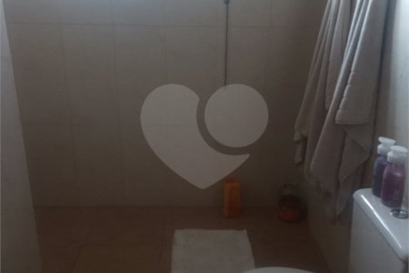 Casa à venda com 2 suítes em Jardim Santa Bárbara, Atibaia, SP