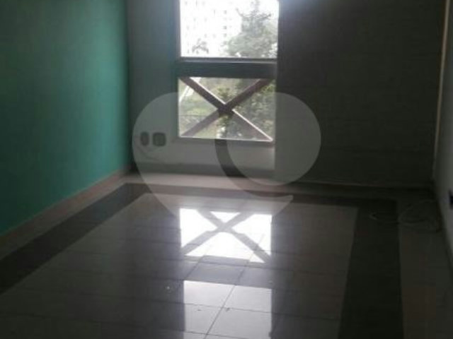 Apartamento à venda com 3 quartos, sendo 1 suíte,  em Horto Florestal, São Paulo, SP