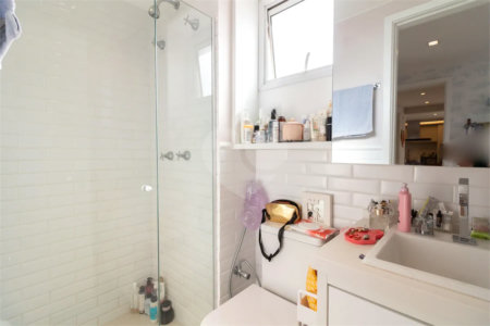 Apartamento à venda com 2 quartos, sendo 1 suíte,  em Vila Sônia, São Paulo, SP