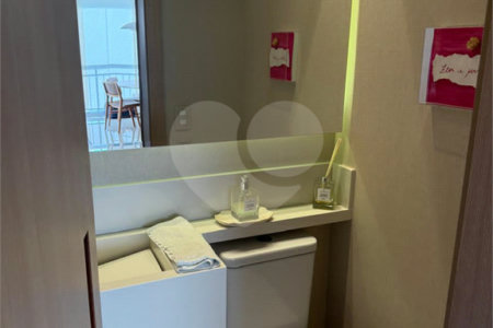 Apartamento à venda com 3 quartos, sendo 1 suíte,  em Jardim Leonor Mendes de Barros, São Paulo, SP