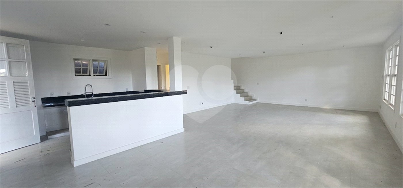 Casa em condomínio à venda com 1 quarto em Ferradura, Armação dos Búzios, RJ