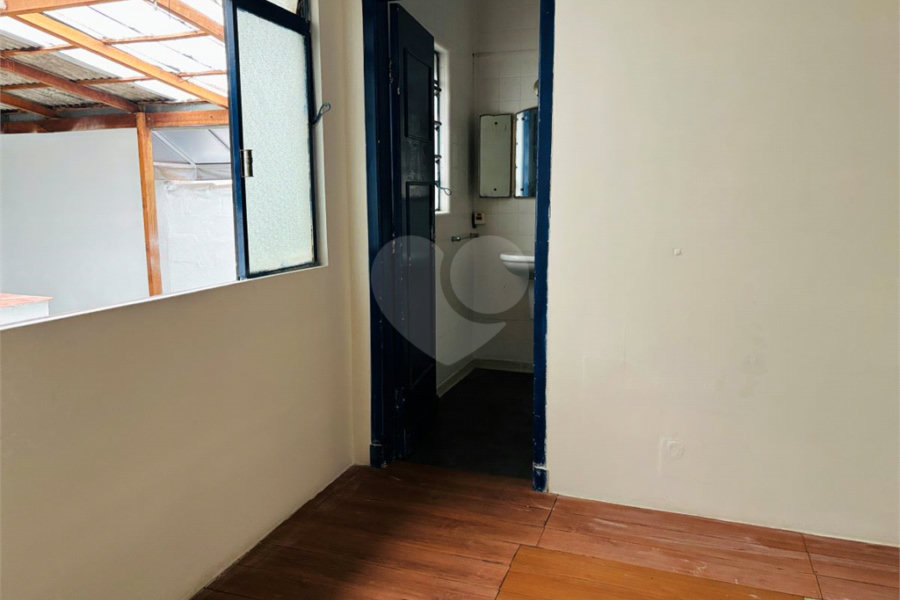 Sobrado à venda com 3 quartos, sendo 1 suíte, em Vila Romana, São Paulo, SP