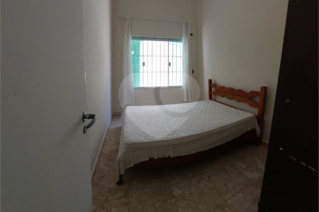Casa Térrea à venda com 3 quartos em Vila São Paulo, Mongaguá, SP
