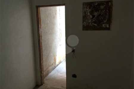 Casa à venda com 4 quartos, sendo 3 suítes,  em Vila Monumento, São Paulo, SP