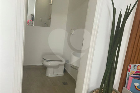 Casa à venda com 3 suítes no condomínio Valença, Sorocaba - SP