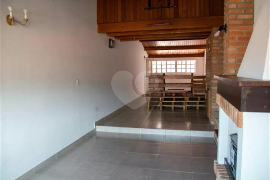 Sobrado à venda com 2 quartos, sendo 1 suíte, em Vila Nova Mazzei, São Paulo, SP