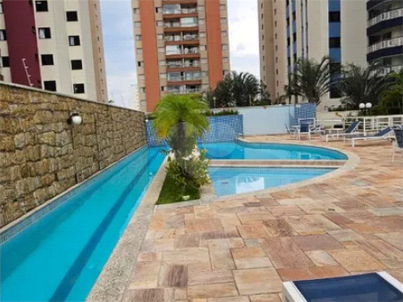 Apartamento à venda com 3 suítes em Vila Gomes Cardim, São Paulo, SP
