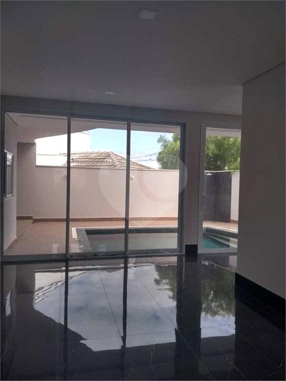 Casa à venda com 3 suítes no condomínio Residencial Parque Esplanada, Votorantim - SP