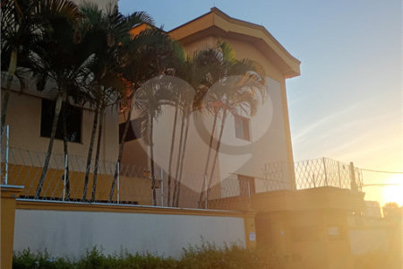 Apartamento à venda com 3 quartos, sendo 1 suíte, em Vila Oliveira, Mogi das Cruzes, SP