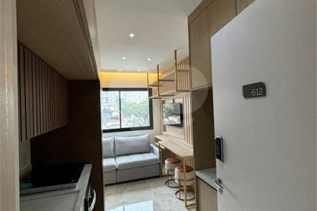 Studio à venda ou para alugar com 1 suíte em Vila Pompéia, São Paulo, SP