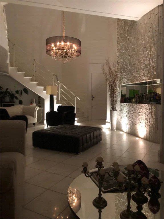 Cobertura à venda com 2 suítes em Vila Suzana, São Paulo, SP