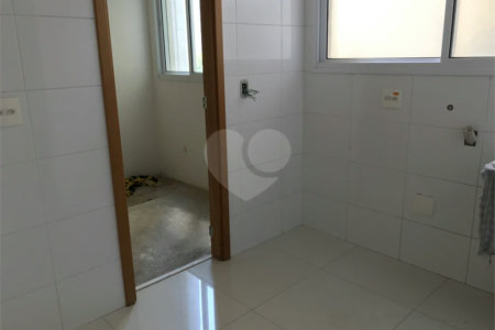 Apartamento à venda com 3 quartos, sendo 2 suítes, em Santa Teresinha, São Paulo, SP