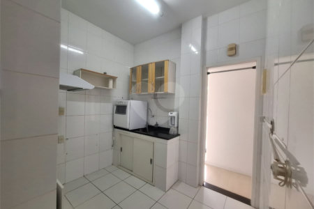 Apartamento à venda com 2 quartos, sendo 1 suíte,  em Tijuca, Rio de Janeiro, RJ
