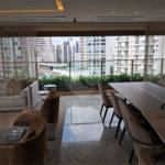 Apartamento à venda com 3 suítes em Moema, São Paulo, SP