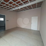 Casa à venda ou para alugar com 3 quartos, sendo 1 suíte, em Vila Aparecida, Itapetininga, SP