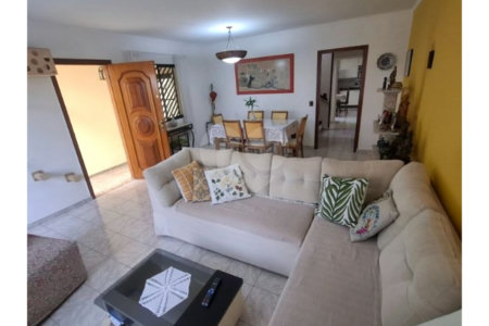 Casa à venda com 4 quartos, sendo 3 suítes, em Vila Aurora (zona Norte), São Paulo, SP