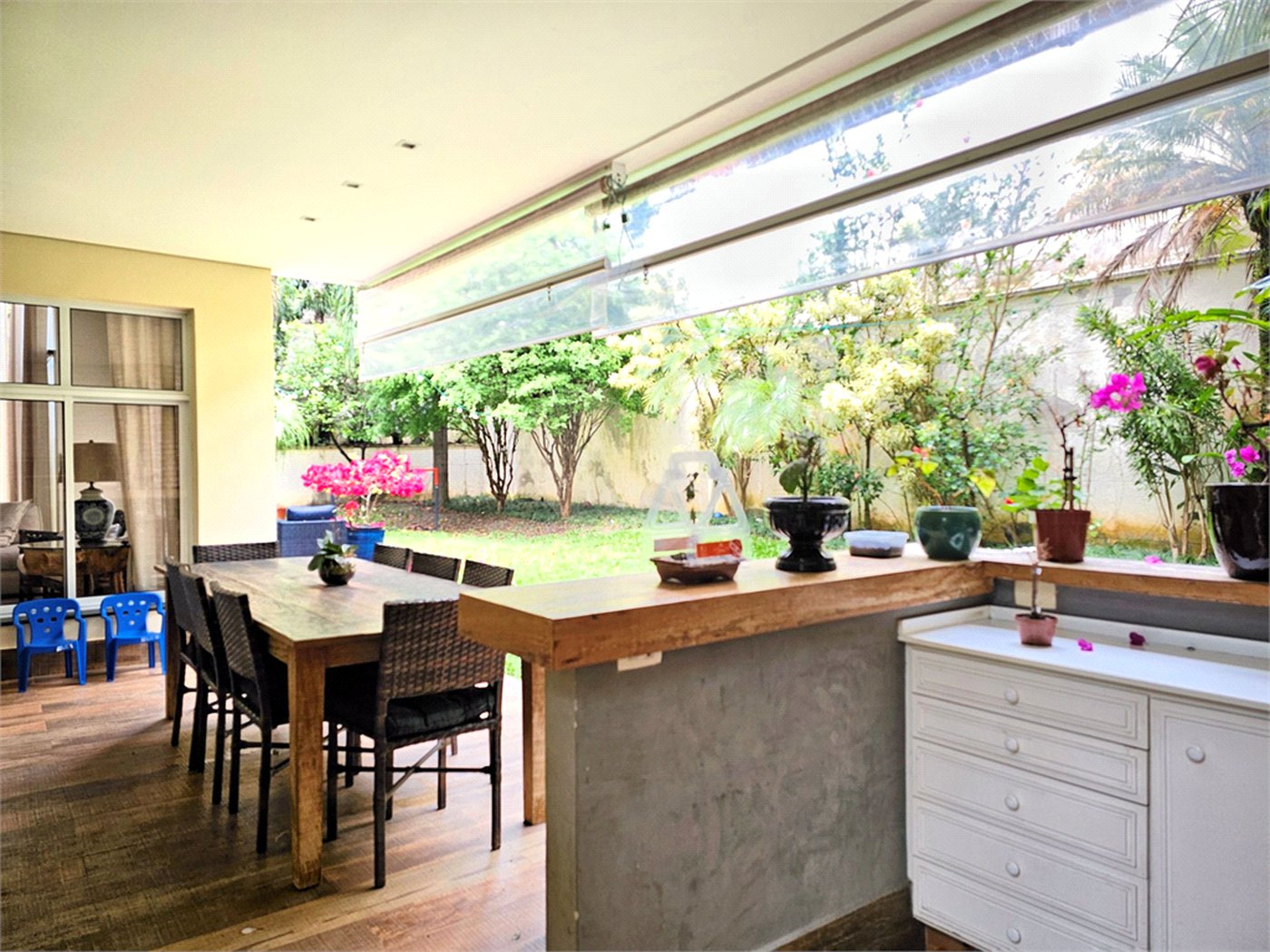 Casa à venda com 4 suítes no condomínio Ville Courchevel, São Paulo - SP
