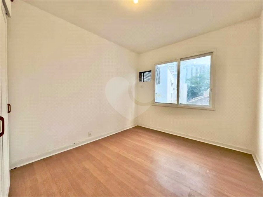 Apartamento à venda com 3 quartos, sendo 1 suíte,  em Leblon, Rio de Janeiro, RJ