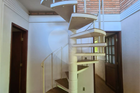 Casa à venda com 3 suítes no condomínio Portal do Sabiá, Araçoiaba da Serra - SP