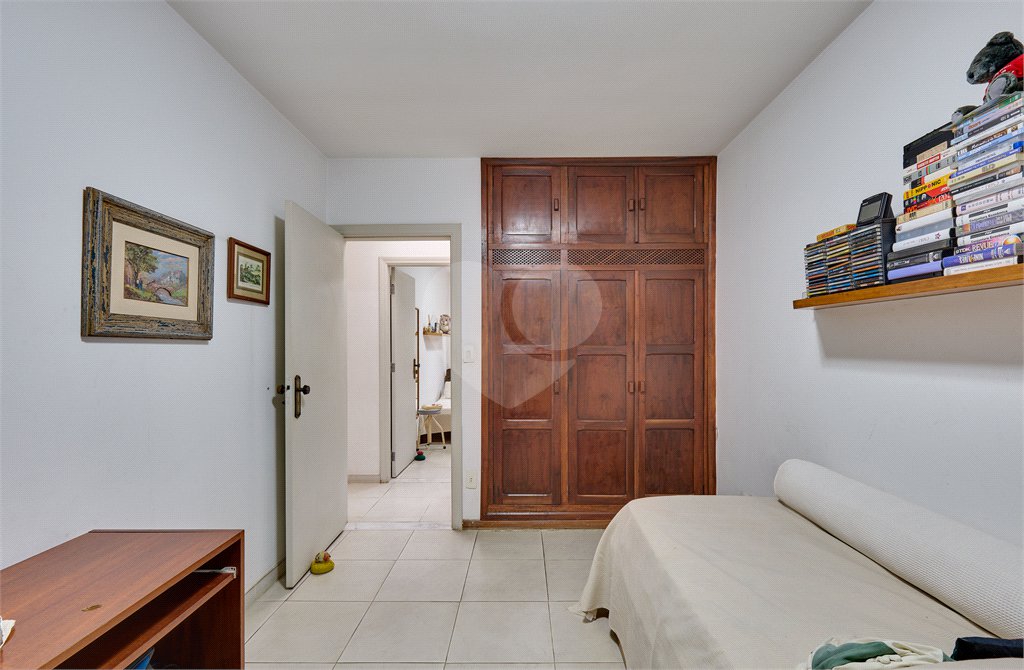 Casa de Vila à venda com 3 quartos, sendo 2 suítes, em Granja Julieta, São Paulo, SP