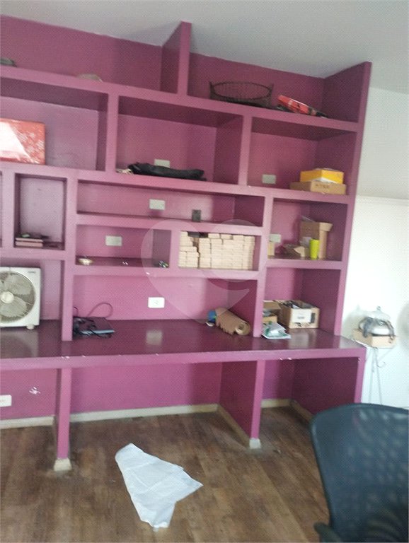 Sobrado à venda com 3 quartos, sendo 1 suíte, em Jardim Cordeiro, São Paulo, SP