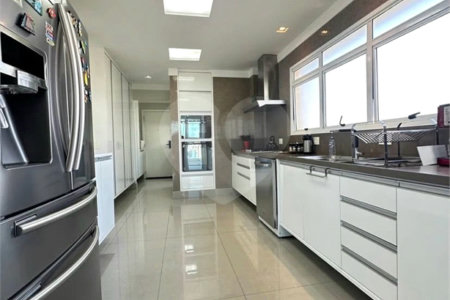 Apartamento à venda com 3 suítes em Nova Petrópolis, São Bernardo do Campo, SP