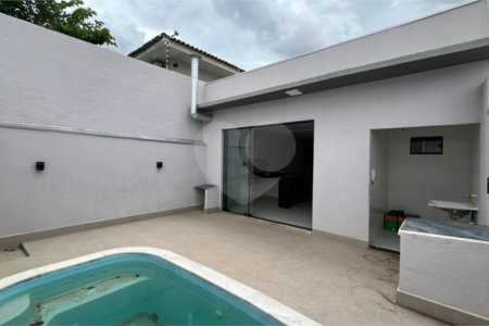 Casa Térrea à venda com 3 quartos, sendo 1 suíte, em Jardim Califórnia, Cuiabá, MT