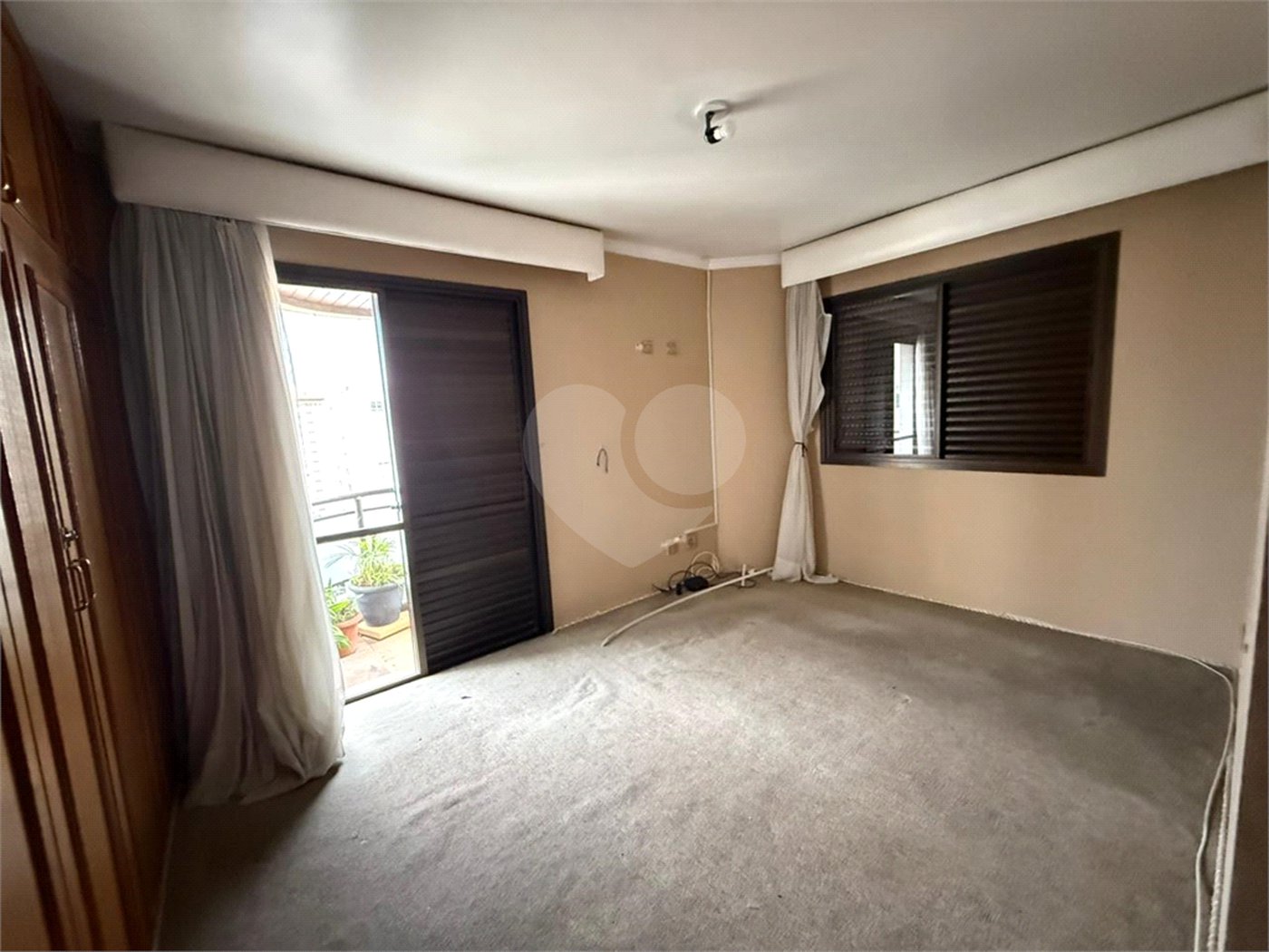 Apartamento à venda com 3 quartos, sendo 1 suíte, em Jardim Paulista, São Paulo, SP