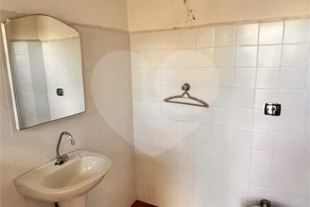 Sobrado à venda ou para alugar com 3 quartos, sendo 1 suíte, em Alto da Lapa, São Paulo, SP