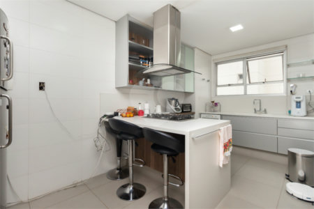 Apartamento à venda com 2 quartos, sendo 1 suíte, em Campo Belo, São Paulo, SP
