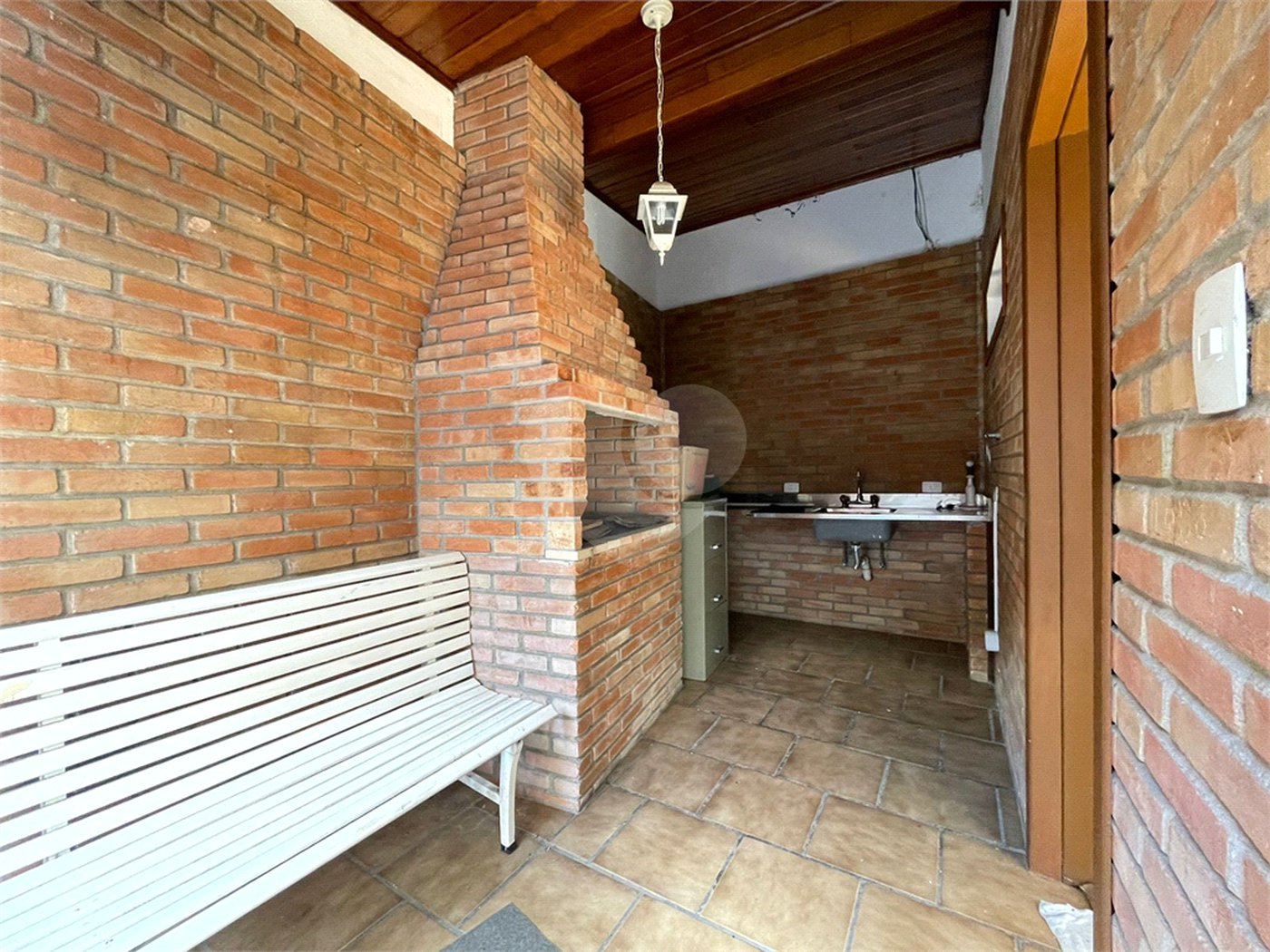 Sobrado à venda com 3 quartos, sendo 2 suítes, em Alto da Boa Vista, São Paulo, SP