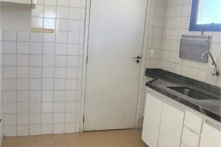 Apartamento à venda com 3 quartos, sendo 1 suíte, em Pinheiros, São Paulo, SP