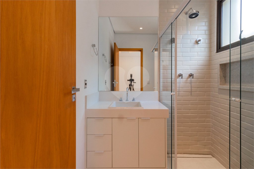 Casa à venda com 4 quartos, sendo 1 suíte, em Jardim Guedala, São Paulo, SP