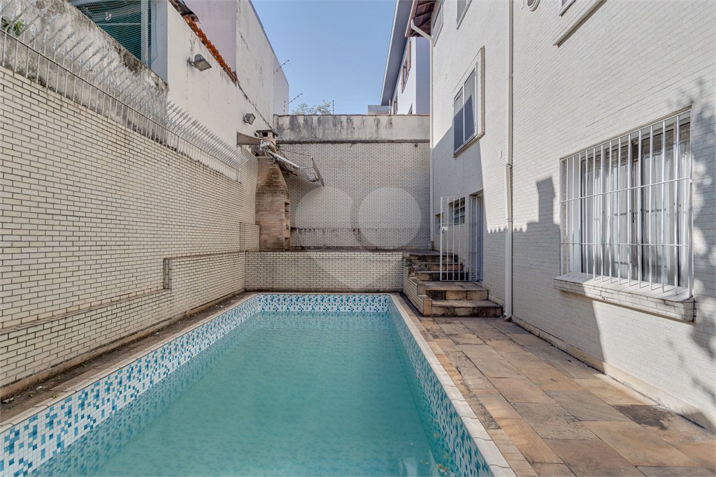 Casa à venda com 3 quartos, sendo 1 suíte, em Brooklin, São Paulo, SP