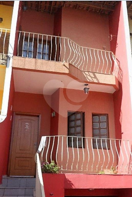 Sobrado à venda com 3 quartos, sendo 1 suíte, em Vila Irmãos Arnoni, São Paulo, SP