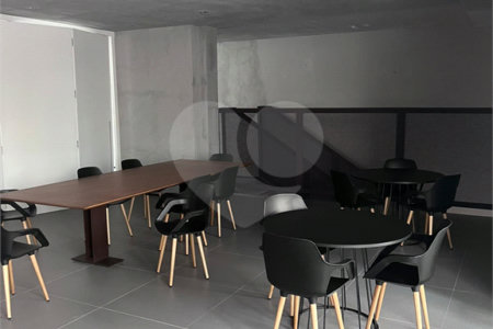 Apartamento à venda com 1 quarto em Cerqueira César, São Paulo, SP