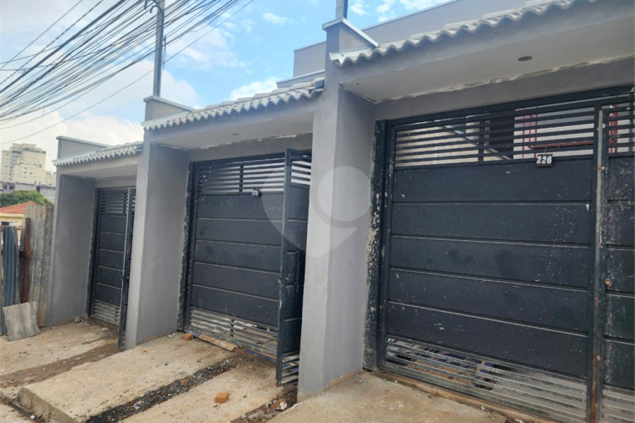 Sobrado à venda com 3 quartos, sendo 1 suíte, em Tremembé, São Paulo, SP