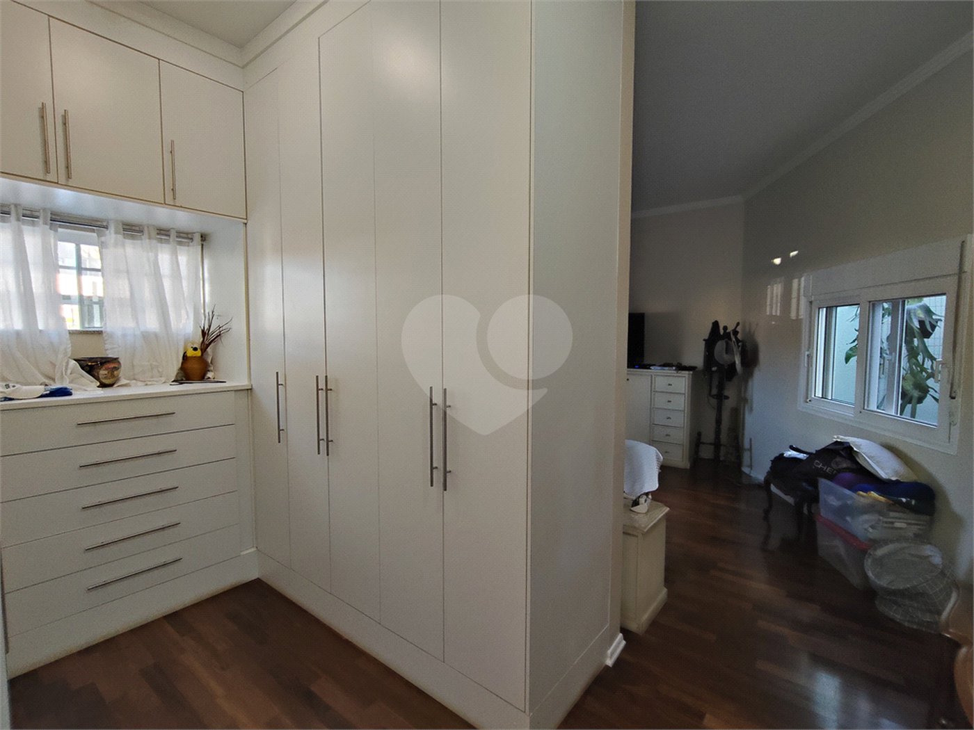 Casa para alugar com 6 quartos, sendo 4 suítes,  no Centro, Itapetininga, SP