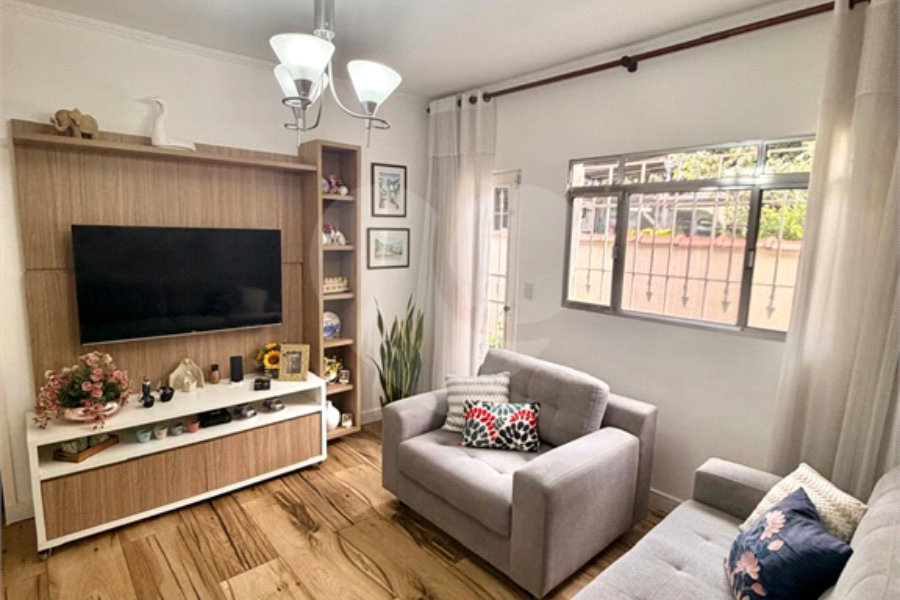 Casa à venda com 3 quartos em Cangaíba, São Paulo, SP
