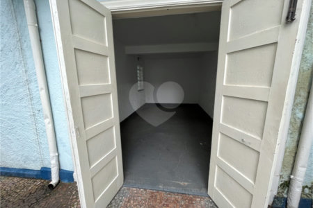 Sobrado à venda na Liberdade!