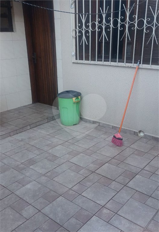 Sobrado à venda com 3 quartos, sendo 1 suíte, em São João Clímaco, São Paulo, SP