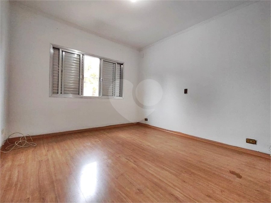 Sobrado à venda com 3 quartos, sendo 1 suíte, em Vila Pedra Branca, São Paulo, SP