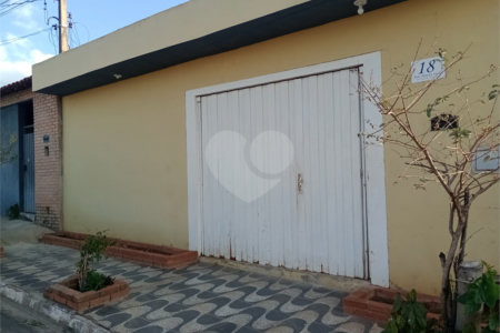 Casa à venda com 3 quartos em Jardim Nova Era, Itapetininga, SP