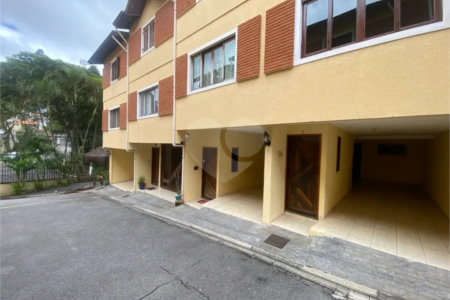 Casa à venda com 2 quartos no condomínio Residencial Aquidauana, São Paulo - SP