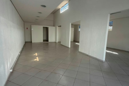Salão Comercial para alugar no Centro, Vinhedo, SP