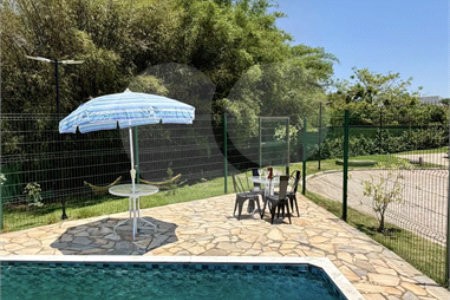 Casa à venda com 2 suítes no condomínio Villággio Álvaro Scalet, Salto - SP