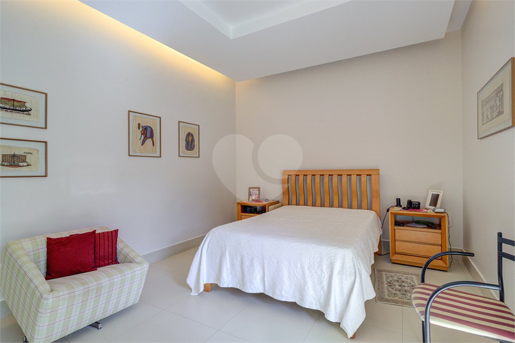 Casa de Vila à venda com 4 suítes em Jardim dos Estados, São Paulo, SP