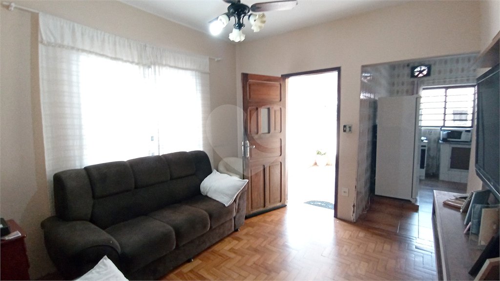 Casa à venda com 3 quartos, sendo 1 suíte,  no Centro, Vinhedo, SP