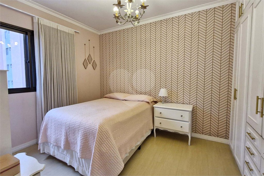 Apartamento à venda com 4 suítes em Moema, São Paulo, SP